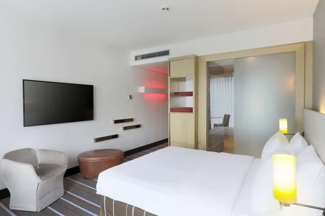 غرفة قياسية، Radisson Blu Media Harbour Hotel Dusseldorf 6/10