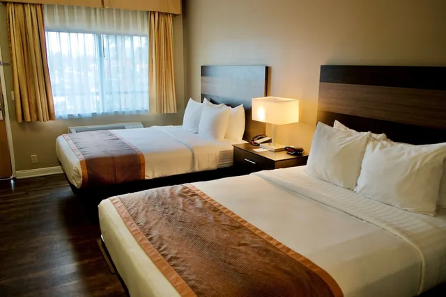 غرفة قياسية بسريرين كوين، Best Western China Lake Inn 6/10