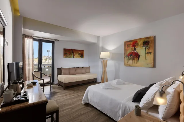 غرفة ديلوكس ثلاثية بسريرين منفصلين مع أريكة، Castello City Hotel 3/8