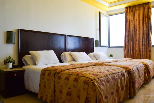 Standard, Triple, Azur Hotel 1/2