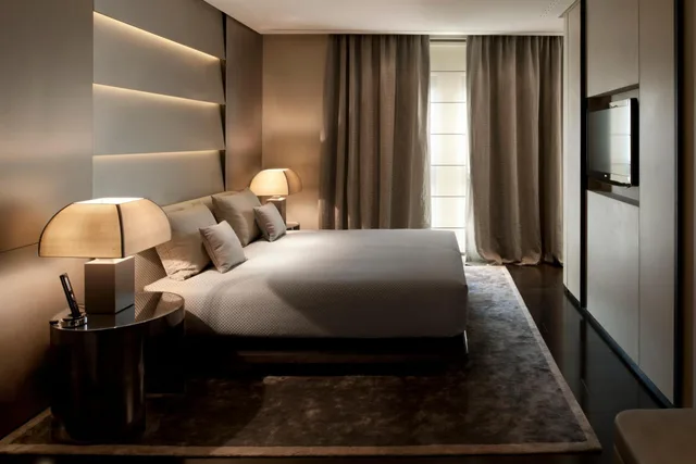 Armani, Premier, Double or Twin Bed، Armani Hotel Milano 1/2