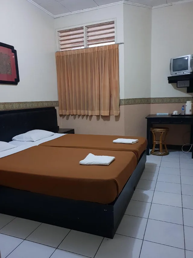 غرفة قياسية بسرير مزدوج، Hotel Cisarua Indah 2/2