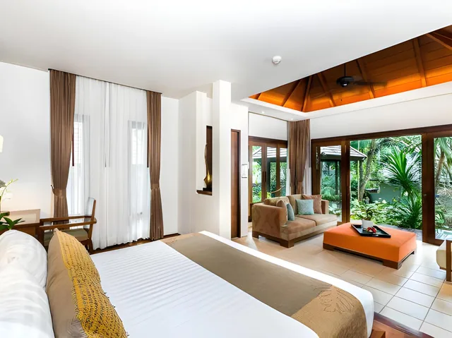 Garden Suite, King Bed, Hot Tub، Sea Sand Sun Resort And Villas 1/1