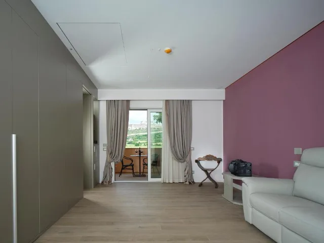 جناح بإطلالة على المدينة، Ascesi Resort 2/10
