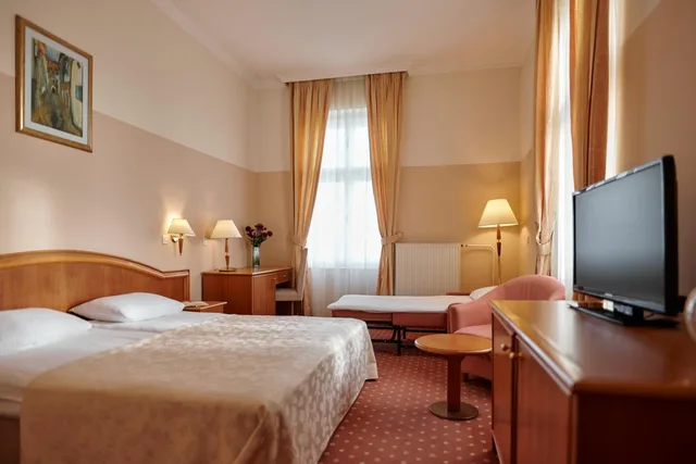 غرفة عائلية بإطلالة على البحر، Hotel Lovran 4/10