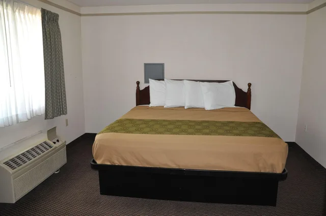 جناح، Surestay Hotel By Best Western Castro Valley 3/4