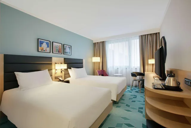 غرفة قياسية بسريرين منفصلين، Hilton Garden Inn Budapest 2/4
