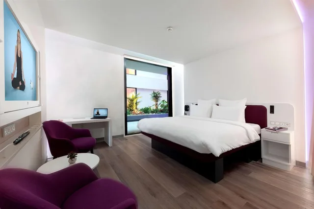 Plus, Premium, Cabin, King Bed، YOTELAIR Istanbul Airport AIRSIDE 1/1
