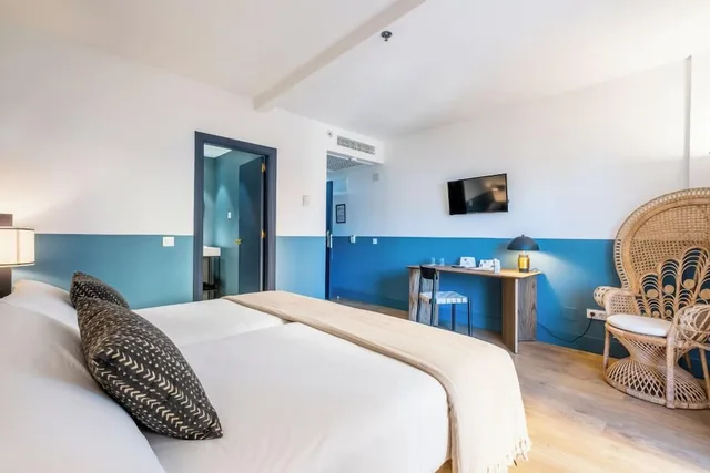 غرفة بسريرين منفصلين بشرفة، Hotel Soho Boutique Las Vegas 5/8