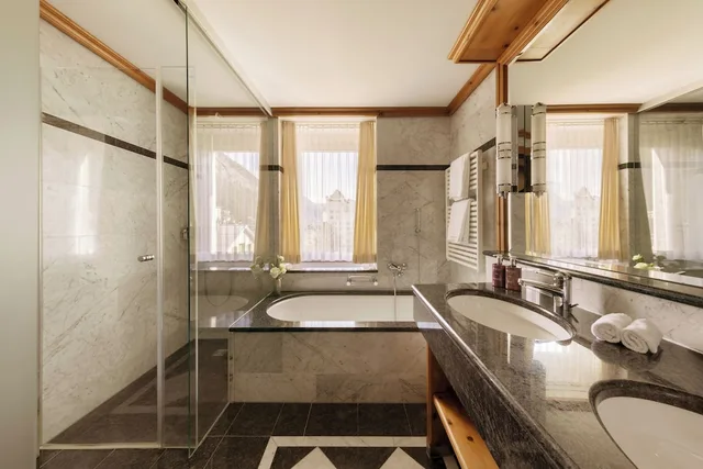 Suite, Twin Beds, Grand Hotel Kronenhof 7/7
