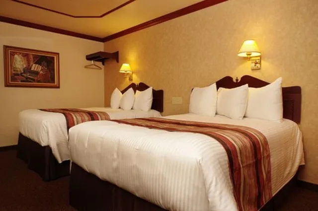 غرفة سوبيريور بسريرين مزدوجين، Rodeway Inn Gaspe 1/9