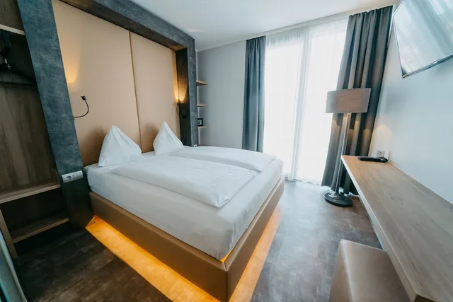 غرفة كومفورت بسرير مزدوج بشرفة، Hotel Rocket Rooms Velden 3/7