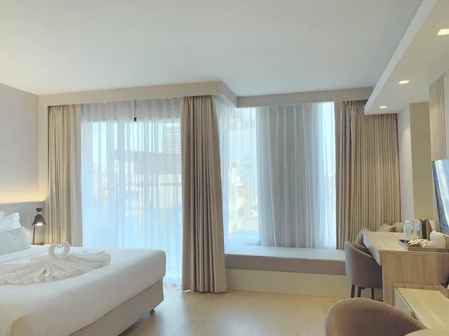 غرفة غراند ديلوكس بسرير مزدوج، Aster Hotel And Residence Pattaya 1/10