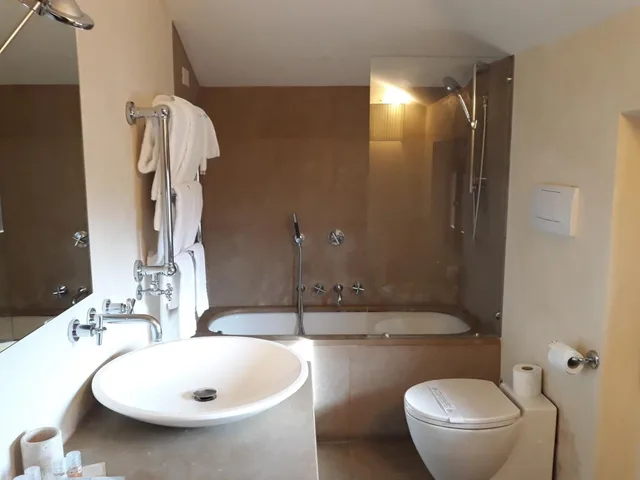 غرفة بإطلالة على الحديقة مفردة بسرير فردي، La Torre wine resort 2/2