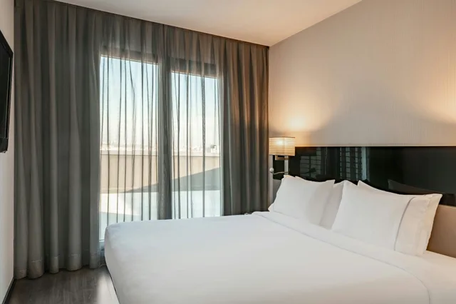 جناح جونيور، AC Hotel Atocha by Marriott 1/6