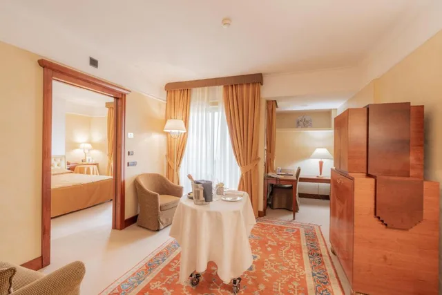جناح، Pineta Palace Roma 1/1