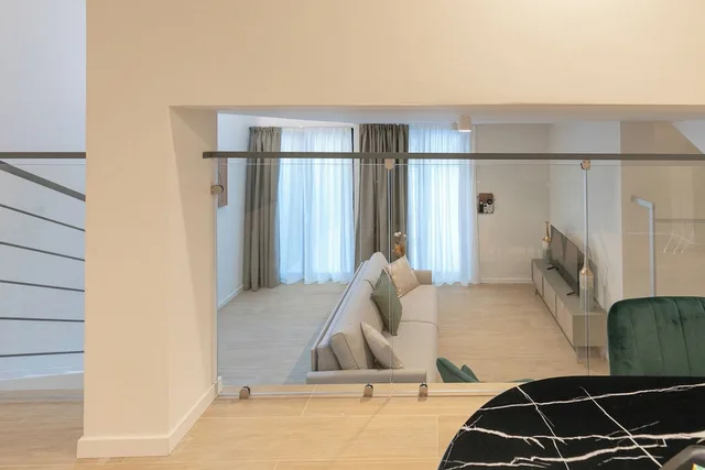 Design, Duplex, Queen Bed, Garden View, Sofa، Aiello Hotels - Aparthotel Citylife 6/6