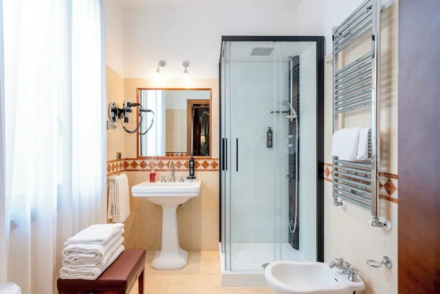 جناح جونيور بثلاثة أسرّة، Al Ponte Dei Sospiri Junior Suites 4/4