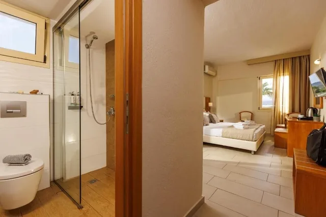 Standard, Garden or Mountain View، Malia Bay Beach Hotel And Bungalows 8/10