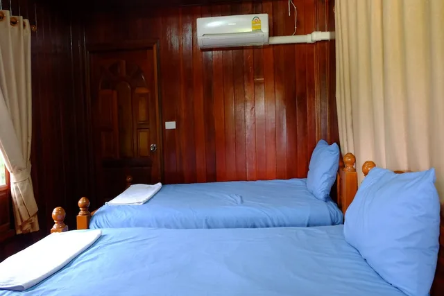 غرفة قياسية بسريرين منفصلين، Banmai Hom Resort 1/2