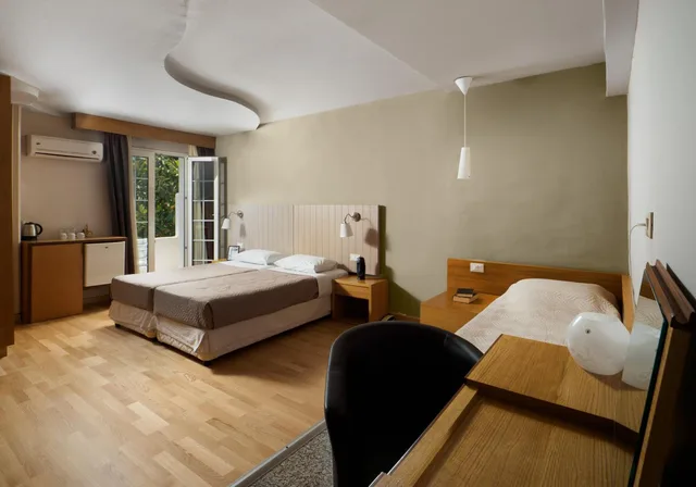 غرفة ديلوكس بسرير مزدوج أو سريرين منفصلين بإطلالة على الحديقة، El Greco Hotel 7/10
