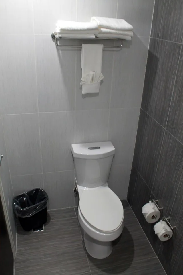 جناح جونيور، Hotel Casa Inn Business Irapuato 6/9