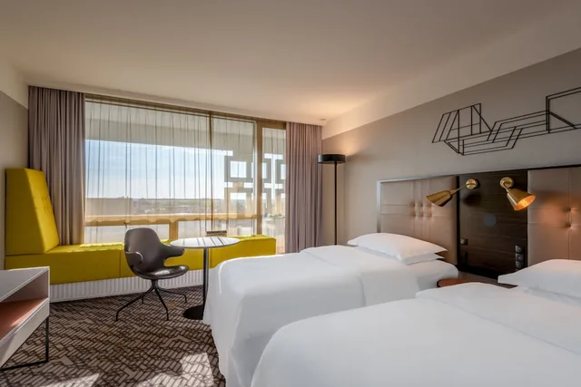 غرفة سوبيريور بسريرين منفصلين، Four Points by Sheraton Munich Arabellapark 2/8