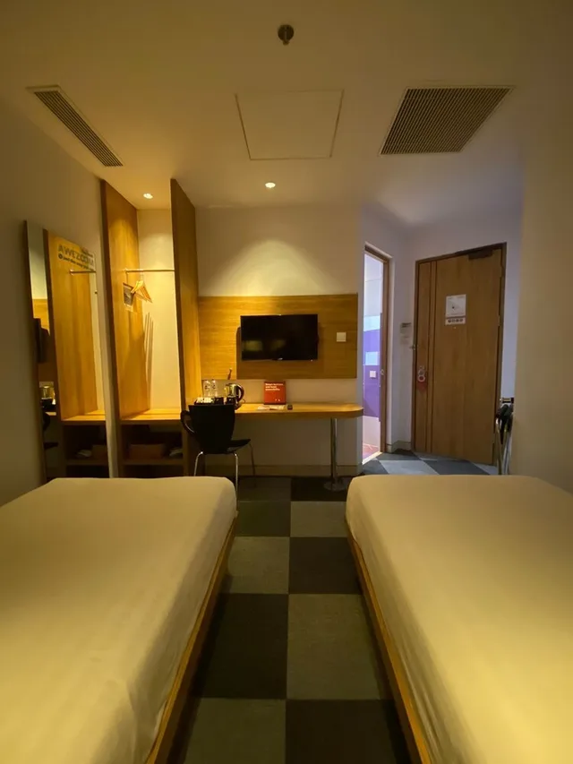 غرفة سوبيريور بسريرين منفصلين بإطلالة على المدينة، Mooz Hotel Surabaya - Jemursari 4/5