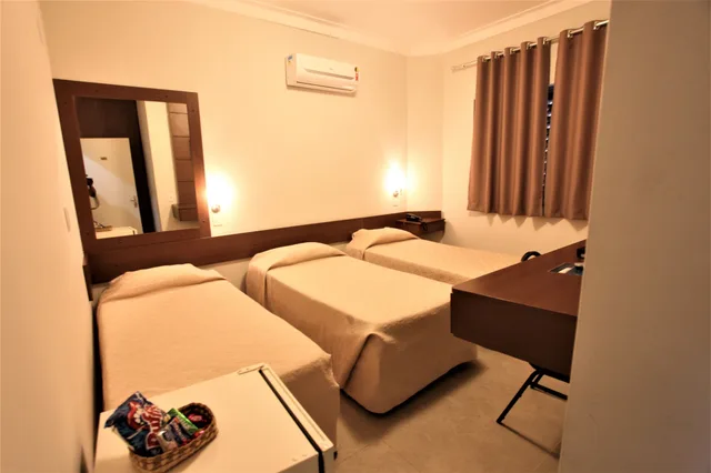 غرفة فاخرة ثلاثية بثلاثة أسرّة، Hotel Fernandao 1/7