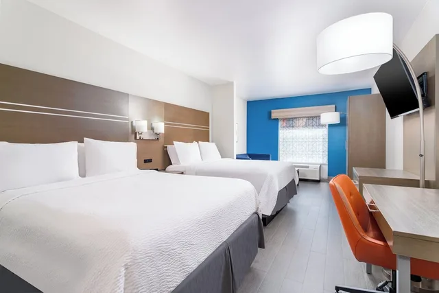 جناح بسريرين كوين لذوي الإعاقة، Holiday Inn Express & Suites Memphis Arpt Elvis Presley Blv 4/6