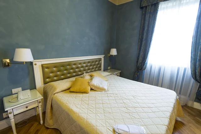 غرفة قياسية مفردة بسرير مزدوج، Hotel Gennarino 1/5