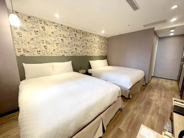 غرفة ديلوكس رباعية بسريرين مزدوجين، Le room Hotel Kaifeng Taipei 4/10