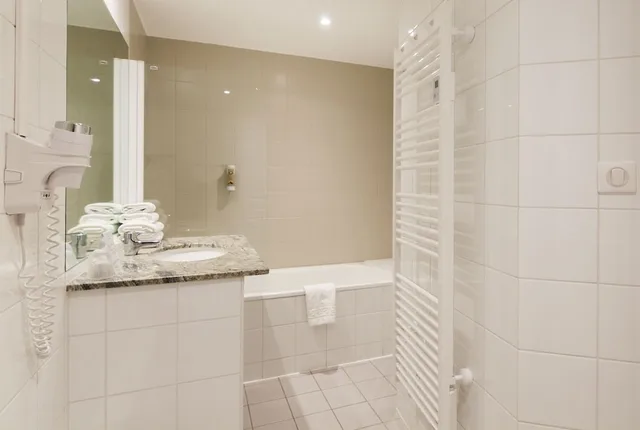 غرفة حصرية مفردة بسرير مزدوج، La Maison Hotel Mulhouse Centre 2/3