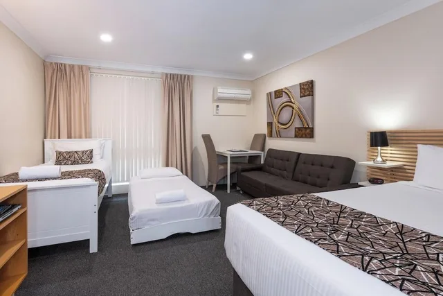 Family, Multiple Beds, Ground Floor، Zig ZAG Motel & Apartments 1/1