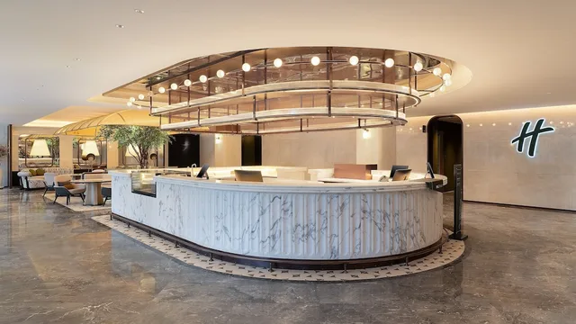 Holiday Inn Jinan Daming Lake By IHG، جينان 4/50
