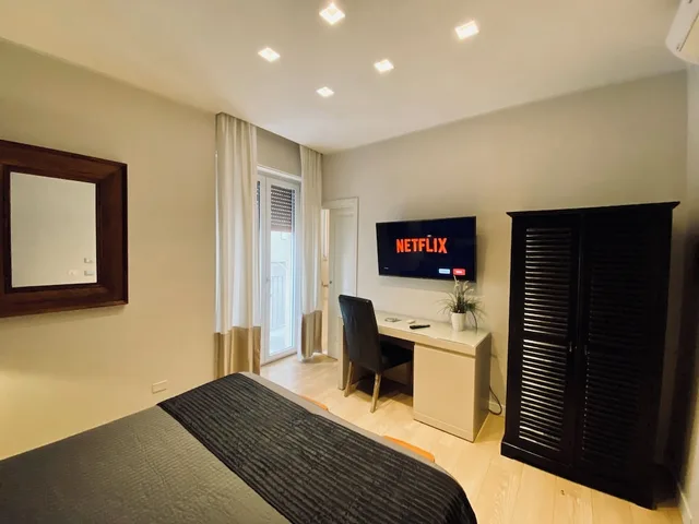غرفة سوبيريور بسرير كوين، Suite 136 Luxury Rooms 4/6