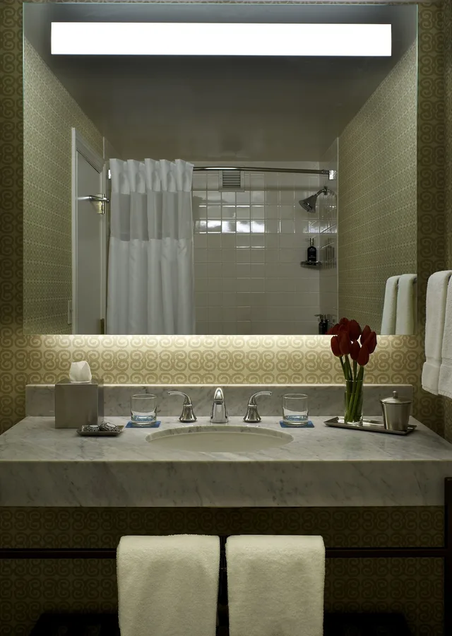 Essential, Queen Bed, Accessible، Kimpton Hotel Vintage Seattle 3/3