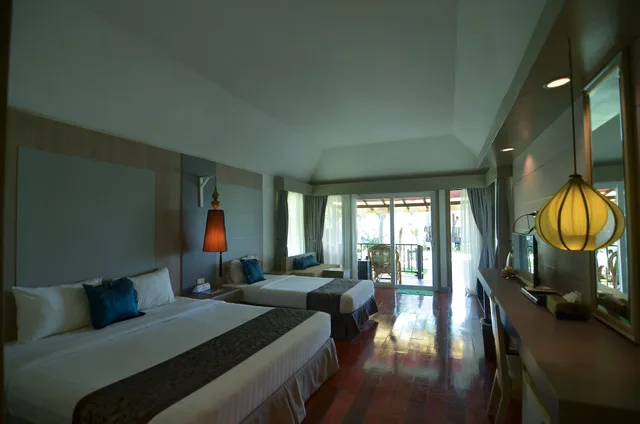 غرفة فاخرة بسريرين منفصلين، Nakara Long Beach Resort 1/5