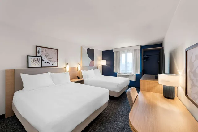 غرفة بسريرين كوين، Spark by Hilton Norfolk 5/7