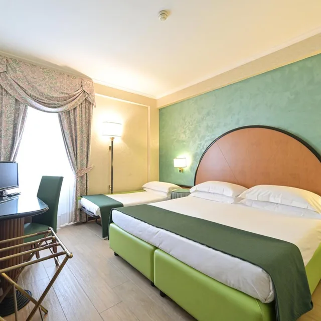 غرفة ثلاثية، Hotel Principe 3/9