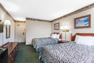 غرفة، Days Inn by Wyndham Tannersville 1/2