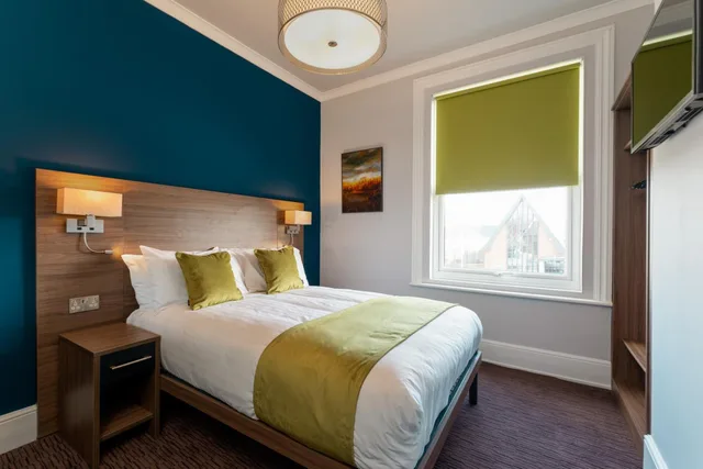 غرفة بسرير مزدوج بحمام خاص، St Andrews Hotel B B 10/10