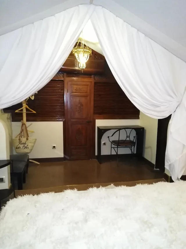 غرفة سوبيريور بسرير مزدوج بشرفة، Riad des Arts 9/10