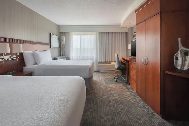 غرفة بسرير مزدوج لذوي الإعاقة، Courtyard By Marriott Gaithersburg Washingtonian Center 1/9