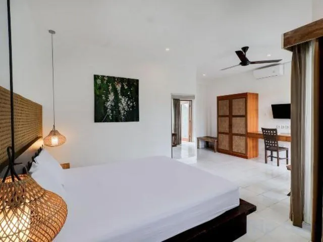 Suite Double, Collection O Bali Near Desa Mas Ubud 6/8