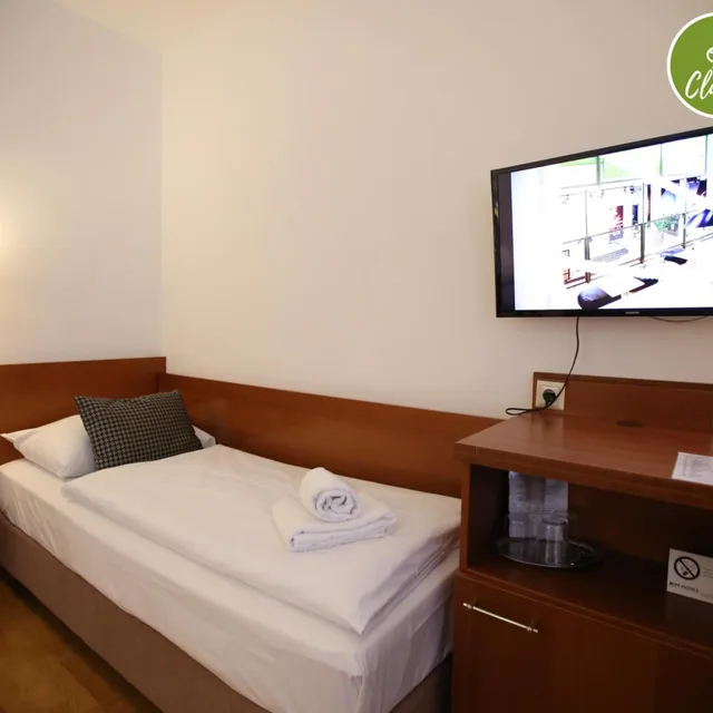 غرفة كلاسيكية ثلاثية بسرير فردي، arte Hotel Wien Stadthalle 6/10