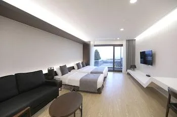 استوديو غراند بسريرين مزدوجين، The Qube Resort Jeju 2/2
