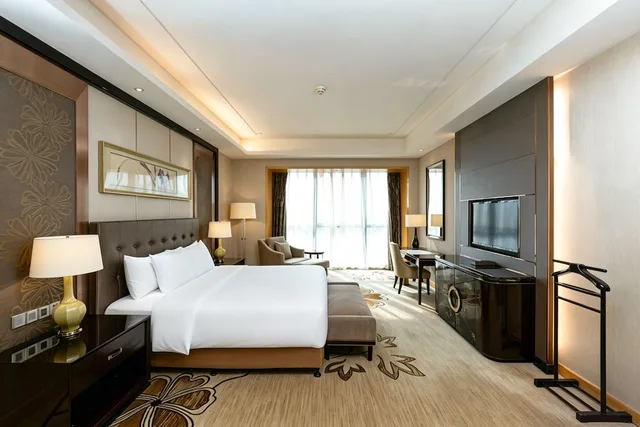 غرفة تنفيذية بسرير كينج، Wanda Realm Zhangzhou 4/8