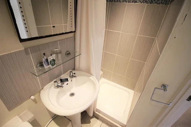 غرفة مفردة بسرير فردي، The Saracens Head Hotel 2/4