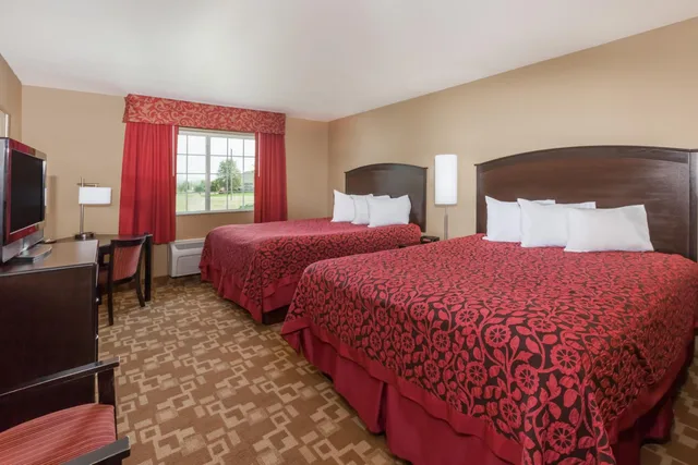 غرفة بسريرين كوين، Days Inn by Wyndham Central City 2/6